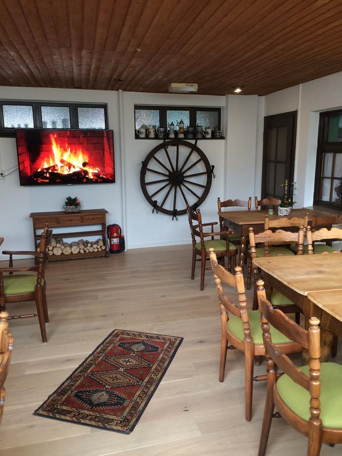 Hotel Haus Muehlbach Nideggen Bagian luar foto
